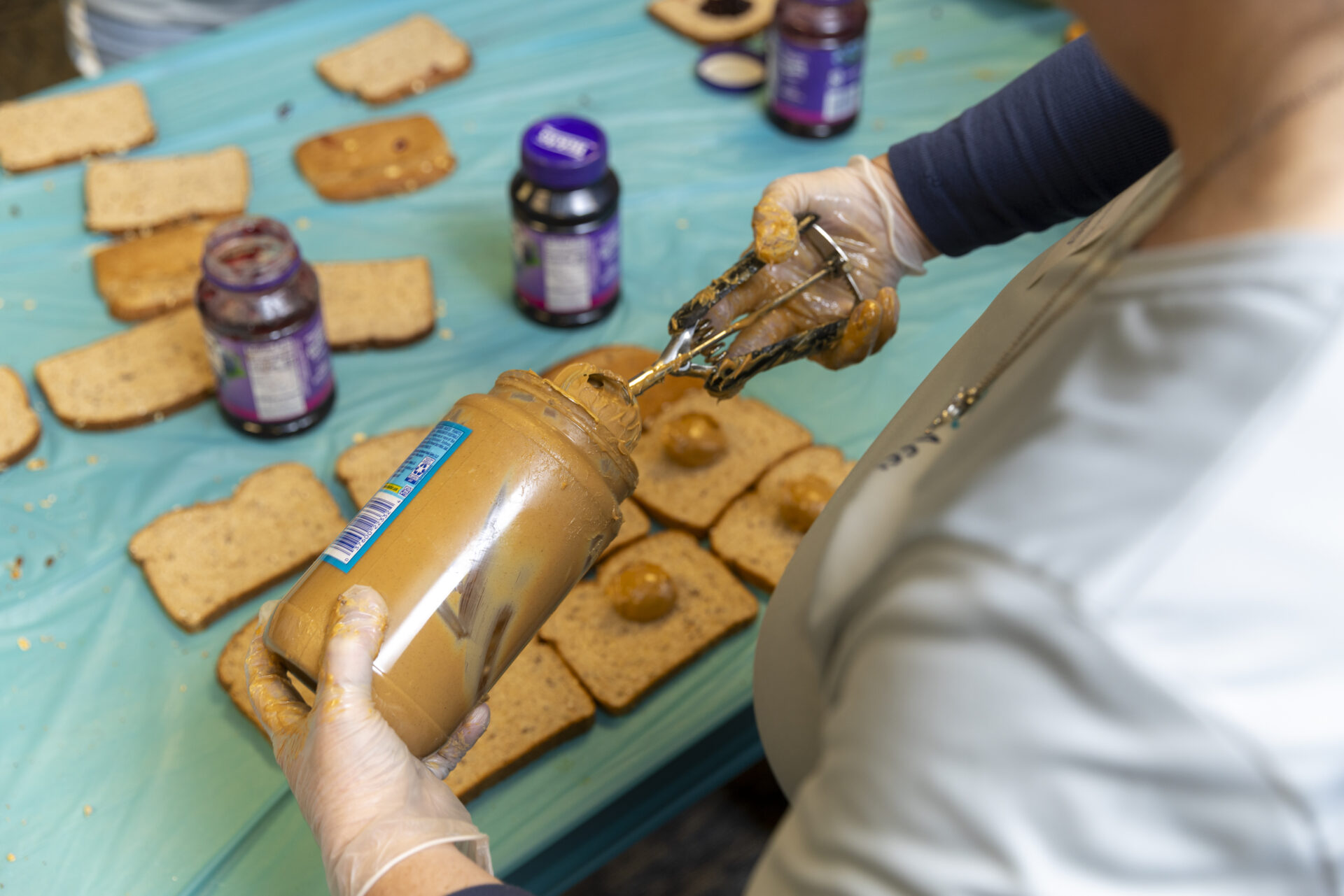 Affinity Federal Credit Union and Table to Table partnered to create 5,000 meal packs that were distributed to 16 community partner organizations.