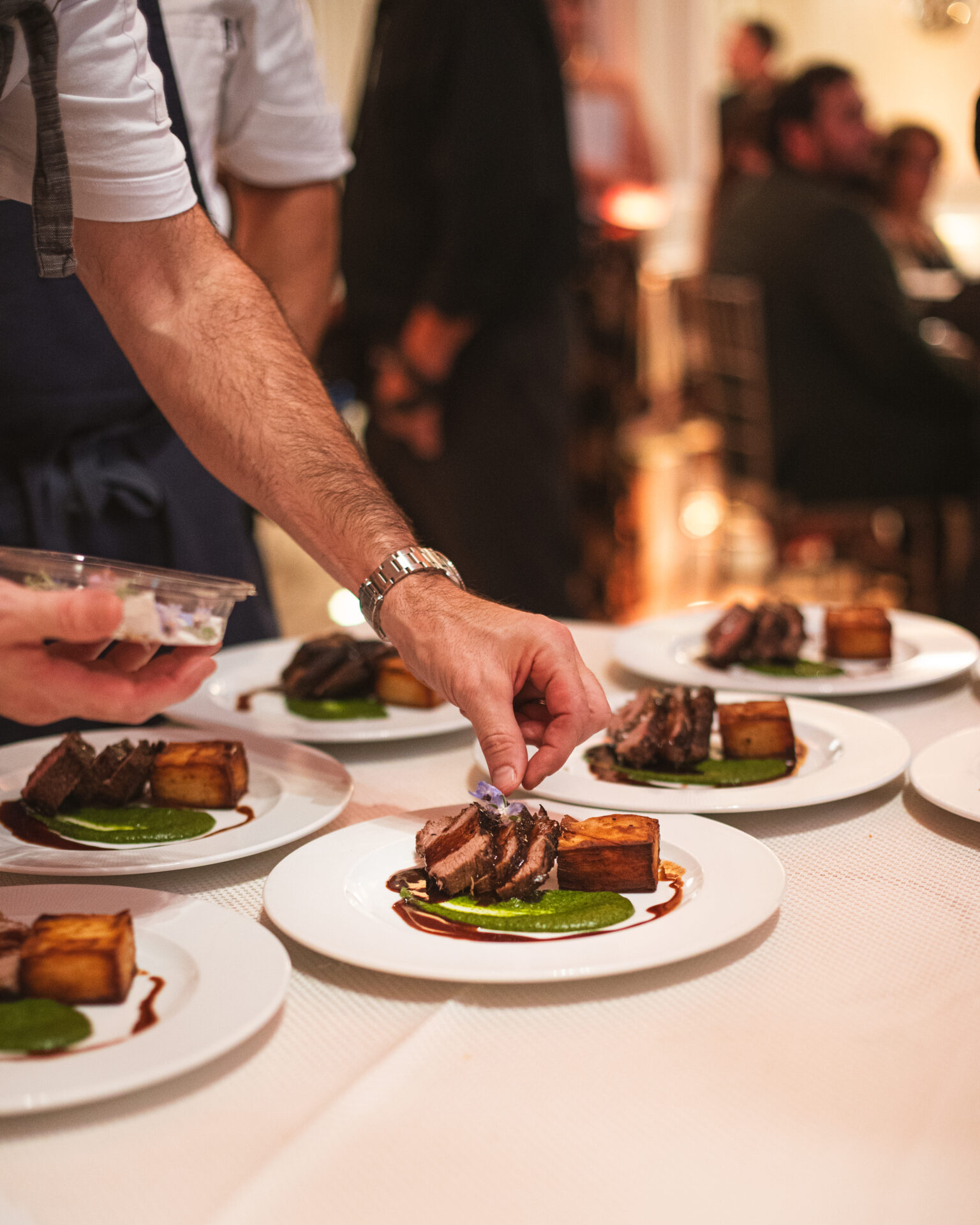 Table to Table's Annual Chef's Gala was October 9 at Edgewood Country Club. Chef Christian Petroni was honored. Chef Ryan DePersio and Chef Jamie Knott co-chaired the event.